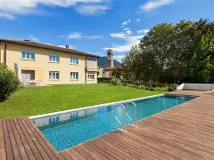 Outdoor image 2